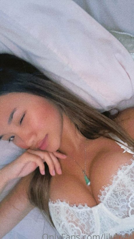 Lily Luen beau modèle photo