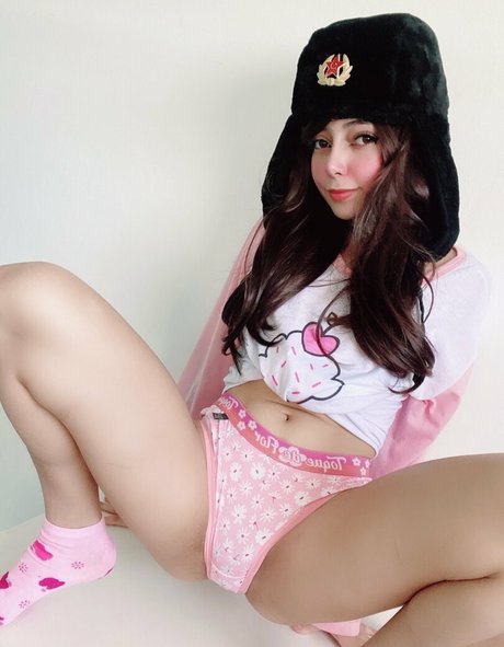 BabyCaroline modèle porno photo