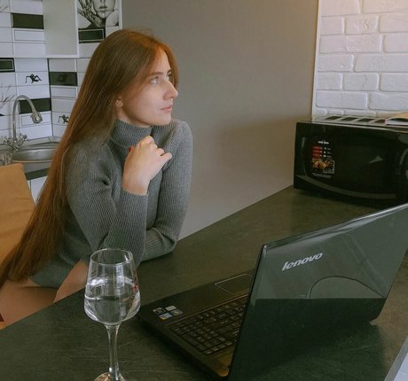 Tina Luven star du porno exclusive des photos