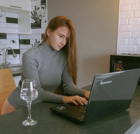 Tina Luven star du porno gratuit galeries