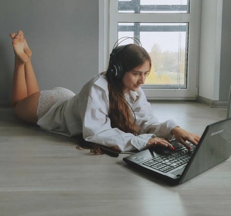 Tina Luven étoile de l'art galerie