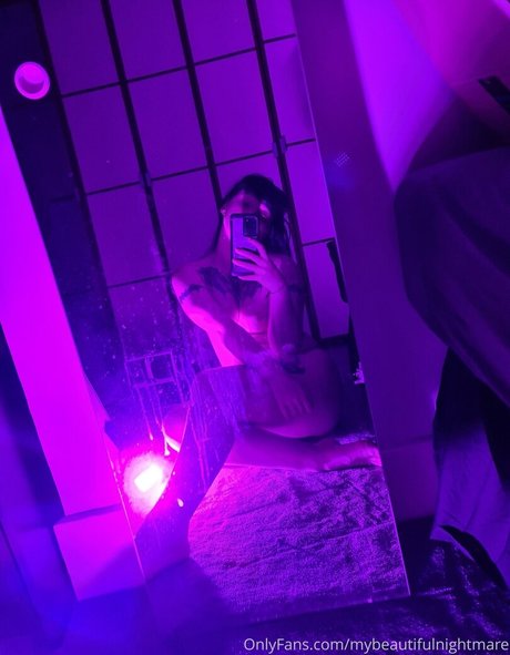 mybeautifulnightmare star du porno de haute qualité photo