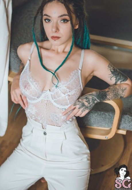 gros seins strip-tease onlyfans sympa pornographique images