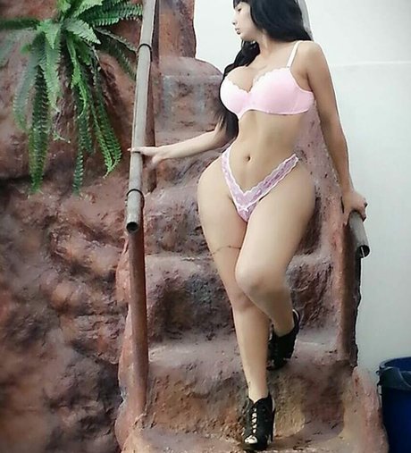 Italia Jimenez star du porno sympa images