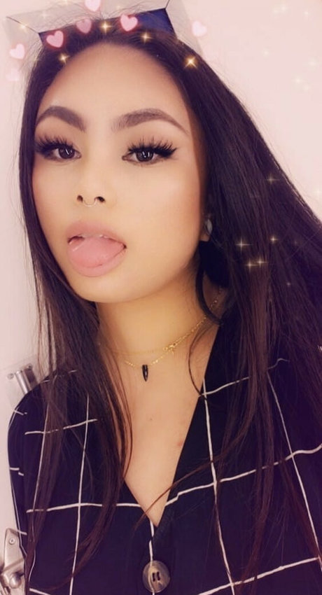 xstarmiya xxx étoile archive