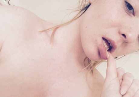 infirmière brune onlyfans chaud érotique collection