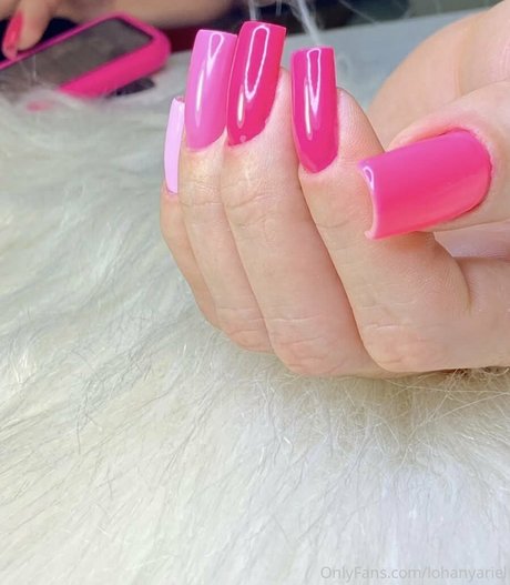 Fernanda Lohany modèle joli des photos