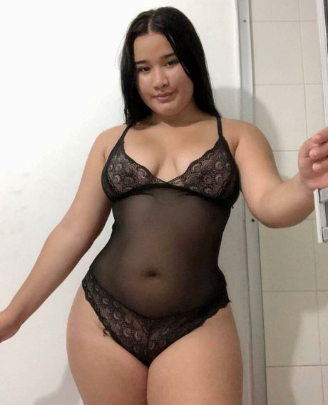 Paula Sarta jolie étoile archive