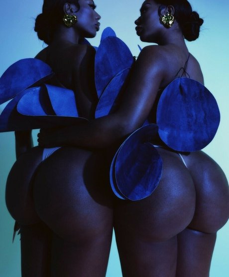 Clermont Twins modèle magnifique image