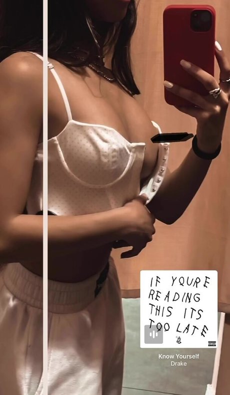 Lia Barlev modèle de sexe des photos