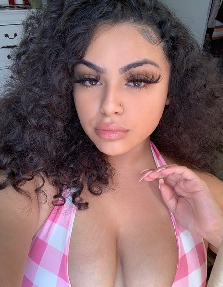 RosalbaNaomi Profilfoto