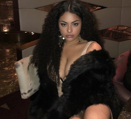 RosalbaNaomi étoile sexy galerie