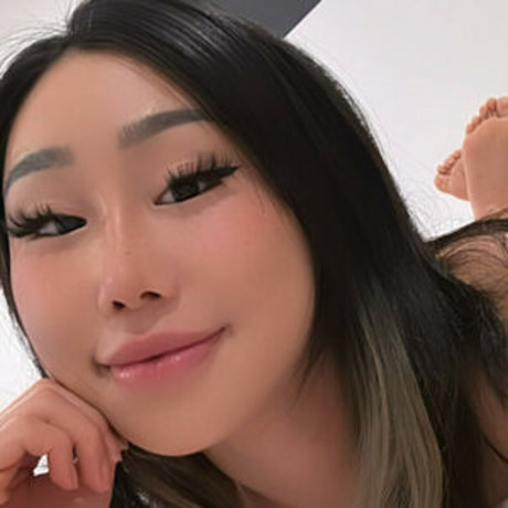 Waifuo modèle sexy archive