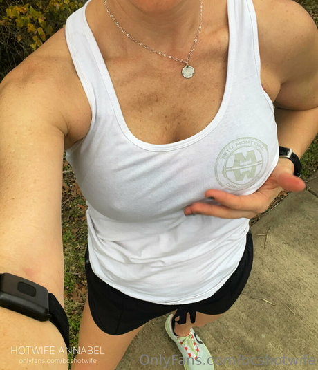 hotwifeannabell star du porno chaud des photos