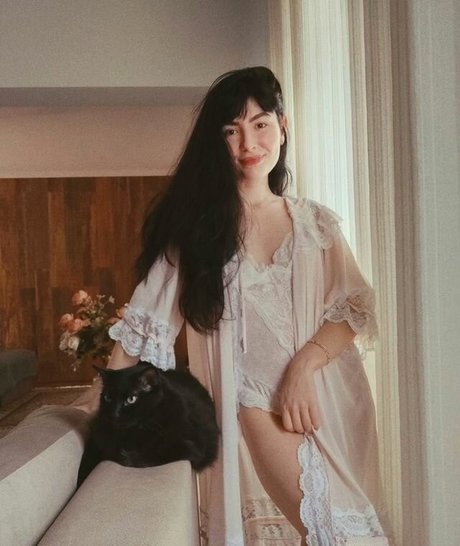 Becca Frances modèle sexy galeries