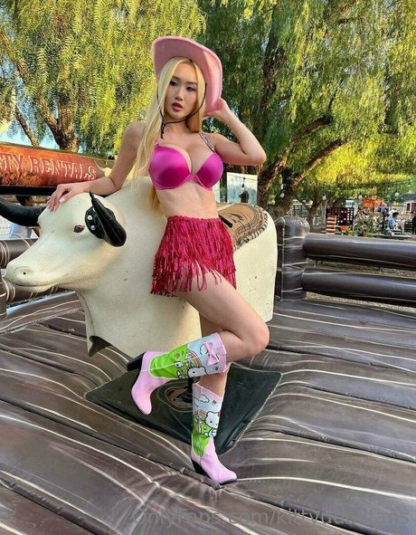 kittyddollfans modèle adulte galerie