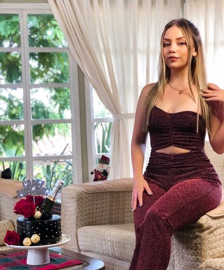 trivitv star du porno nue image