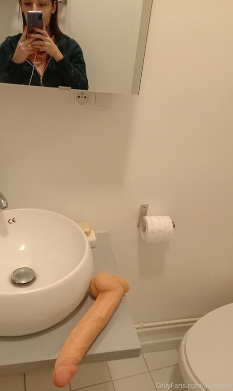 dirty iris actrice des photos