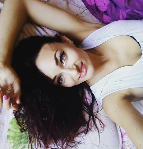 kitsuneko free modèle artistique images