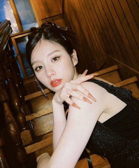 HeeJin mannequin galerie