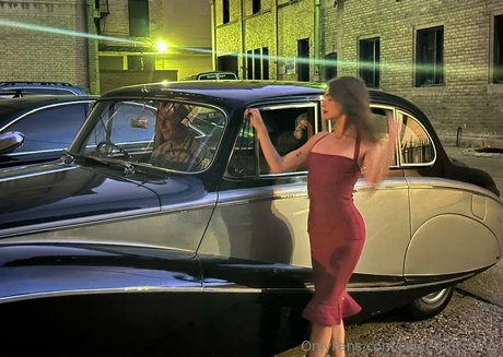 sweetbutsavvy actrice artistique galerie