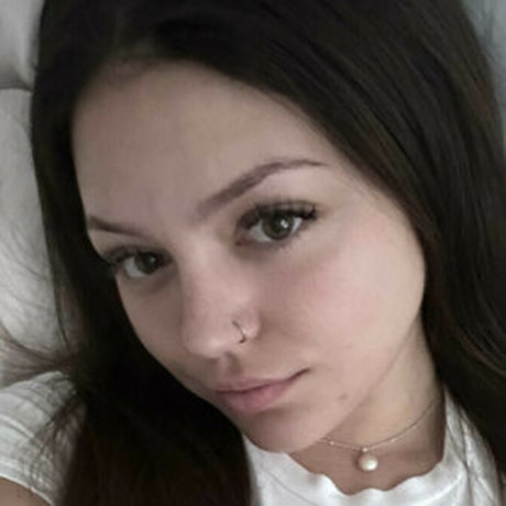 pom-pom girl nue onlyfans érotique exclusif galerie