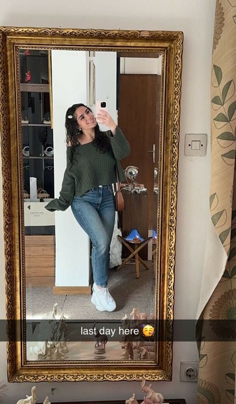 Sofiacrnilovic sexe de star du porno images