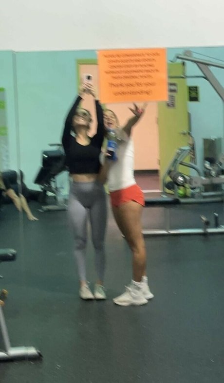 Sofiacrnilovic actrice de nus img