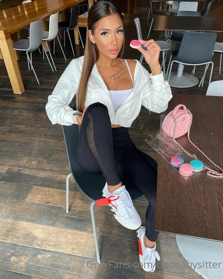 Ashleigh Skies star exclusive image