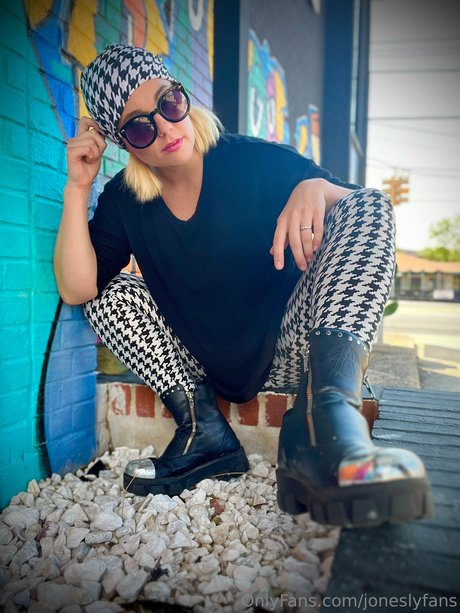 Lindsay Jones étoile photos