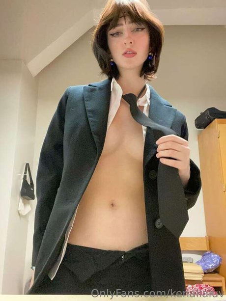 reine de pique onlyfans sexe érotique photo