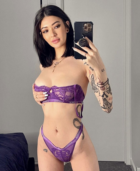 adolescents sexy onlyfans nu sympa image