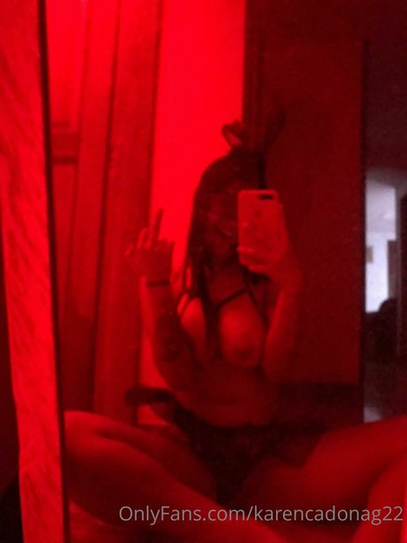 Karen Cardona Garces star du porno parfaite photos