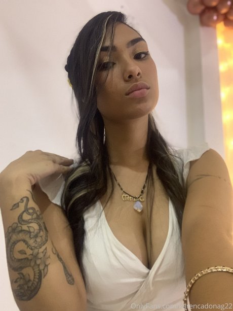 Karen Cardona Garces star du porno chaude collection