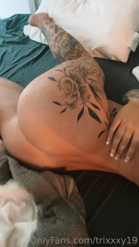 tricherie onlyfans érotique xxx photo