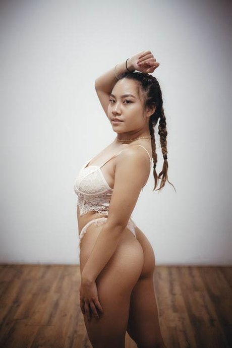 Victoria Kuang_ star exclusive collection