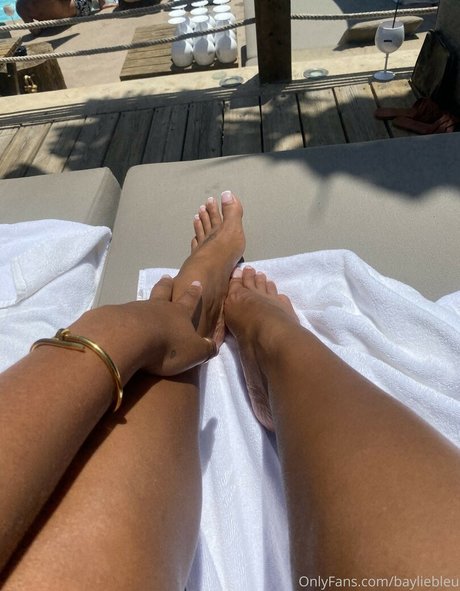 Bayliebleu modèle pornographique archive