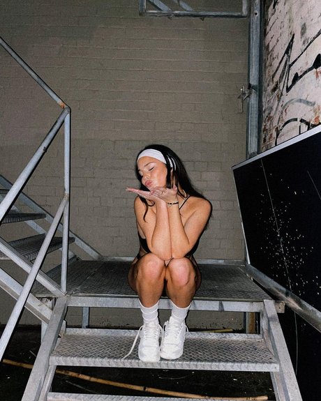 Alliyah étoile érotique images