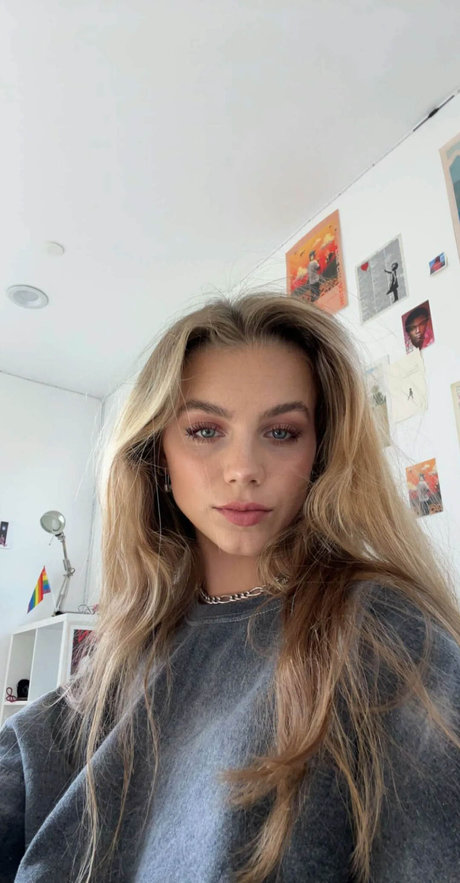 Anna Shumate art de star du porno images