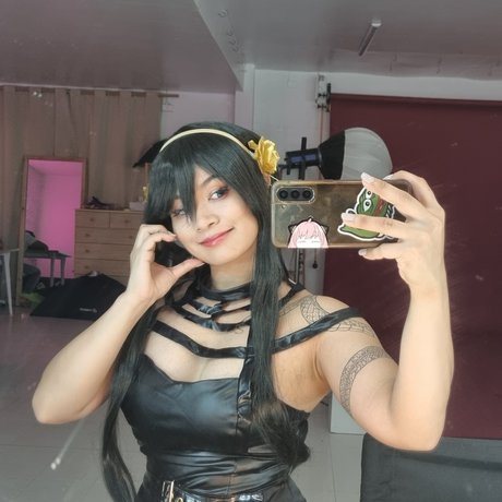 Nyaaati modèle porno photos