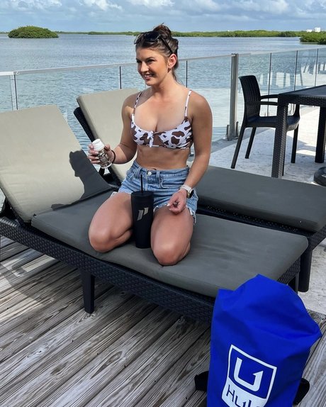 Hannah Barron actrice artistique images