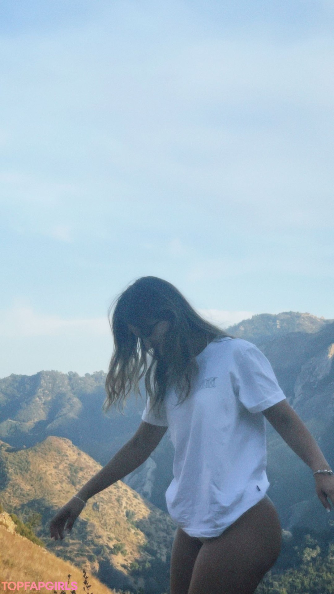 cougar courbée onlyfans assez hd galerie