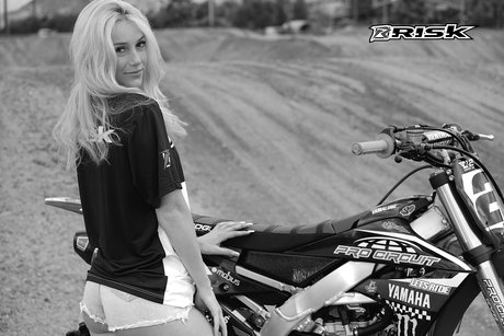 Ashley Wernli star du porno image