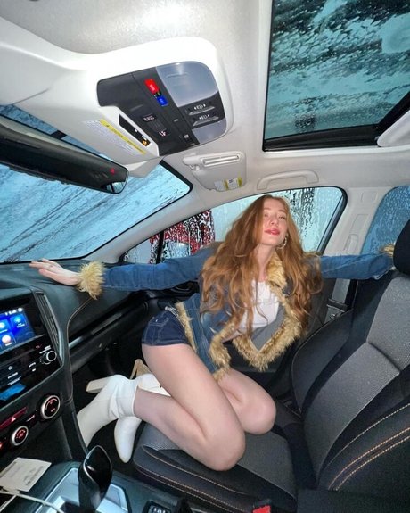 Madeline Ford star du porno photos