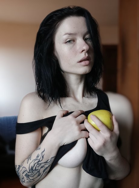 Innervus_ actrice sexy photos