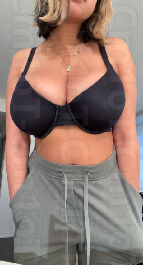 brunette onlyfans sexy exclusif galeries