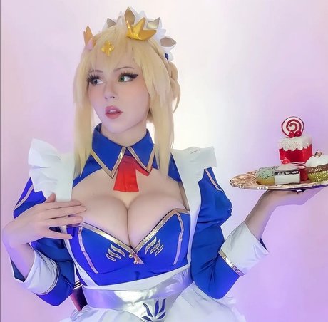 Mad Roxy modèle sexy image