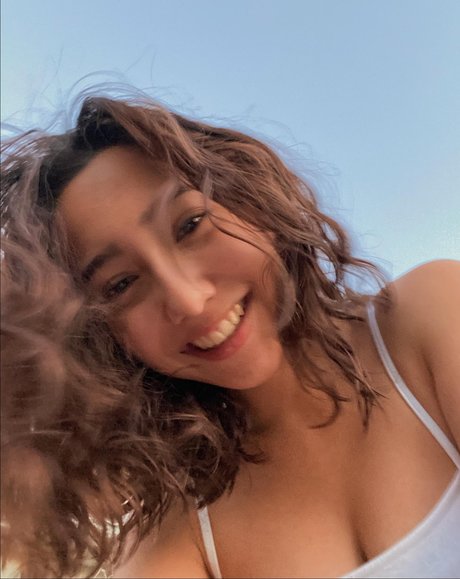 épouse infidèle onlyfans chaud de haute qualité images