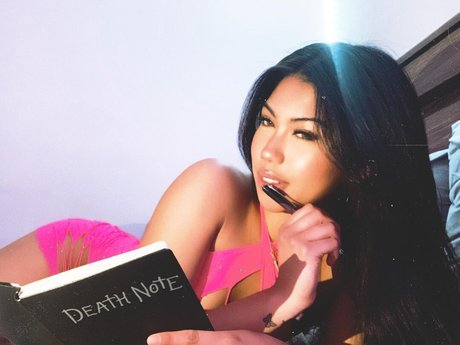 Alyanna Joelle modèles nus photo