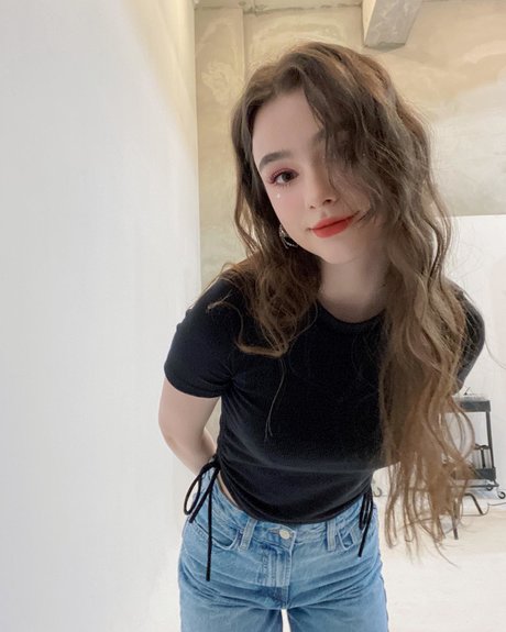 Dasha Taran_ actrice artistique archive